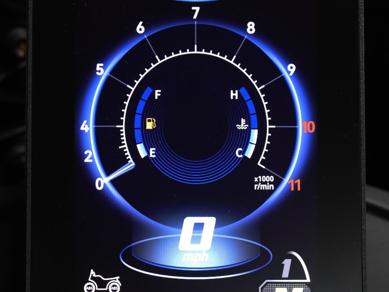 7 INCH PORTRAIT ORIENTATED TFT DASH
