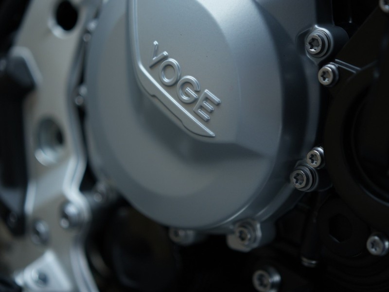 8v DOHC 895cc Engine