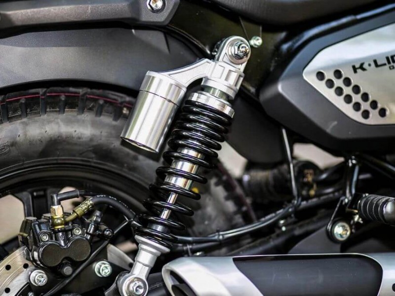 ADJUSTABLE REAR SUSPENSION