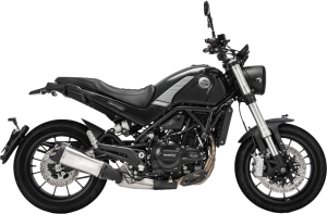 Benelli Leoncino 500 BLACK