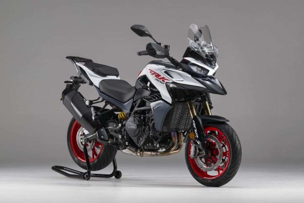 Benelli TRK 902 Stradale