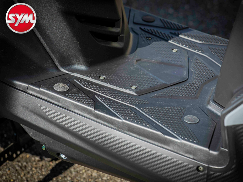 CARBON EFFECT BODY PANELS