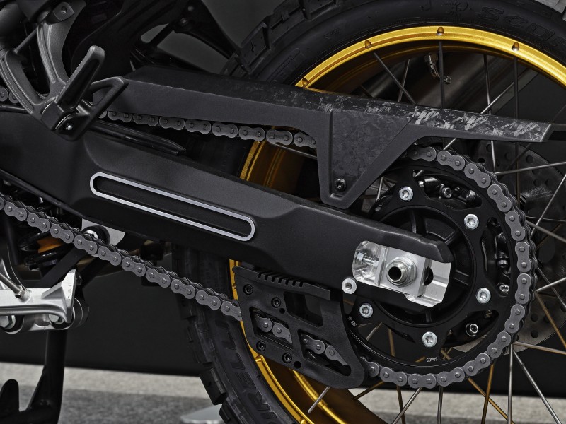 CHAIN GUIDE & CHAIN GUARD