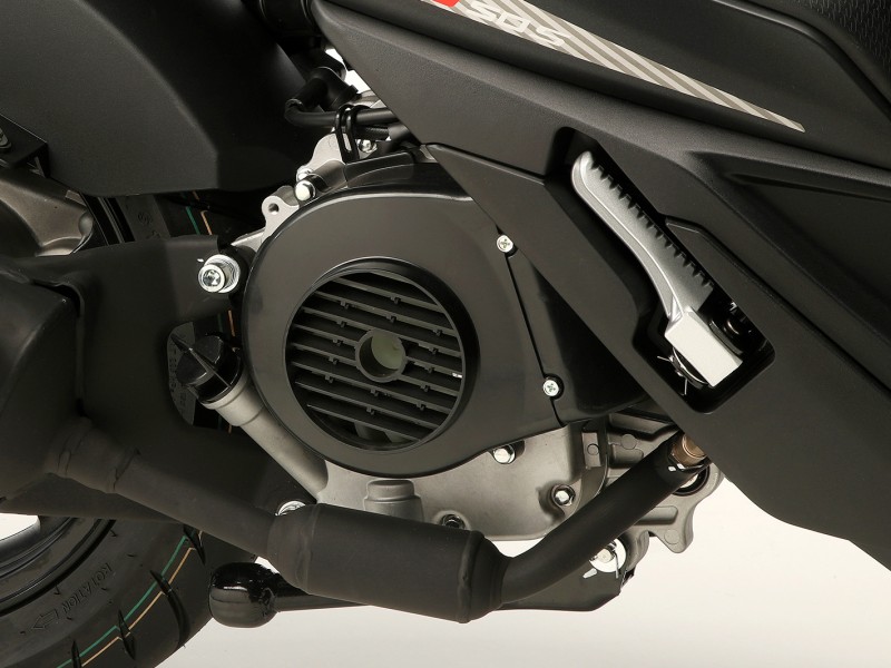 EFFICIENT & POWERFUL ENGINE