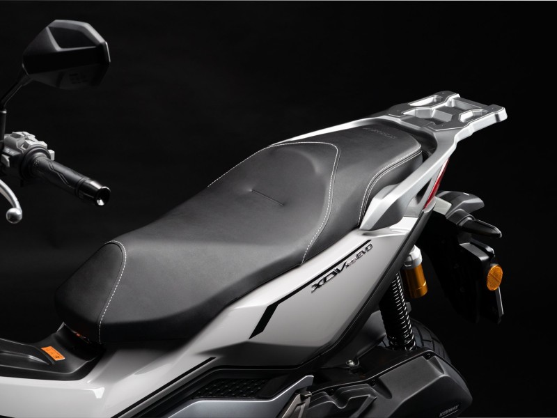ERGONOMIC DUAL SEAT