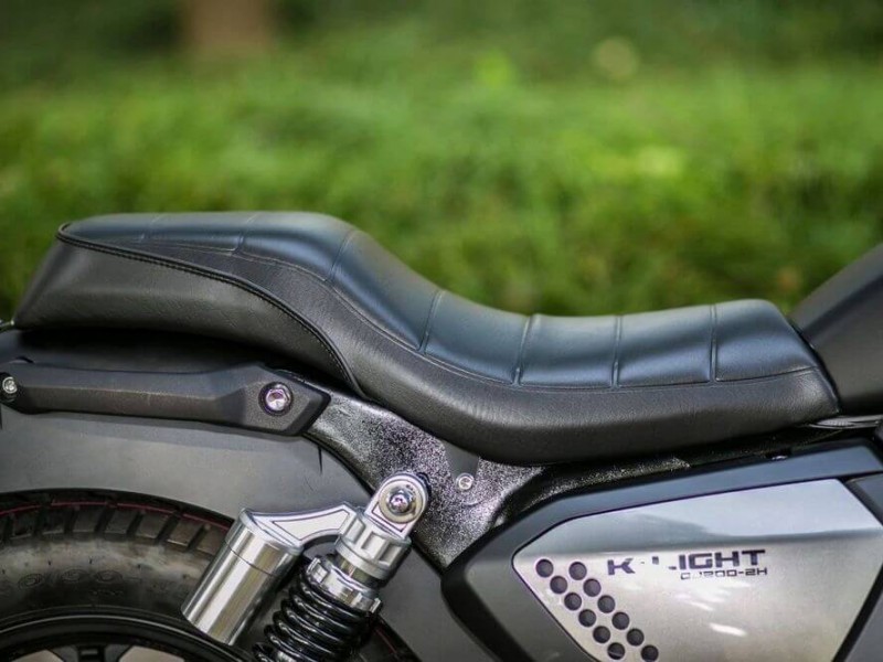 ERGONOMIC SEAT