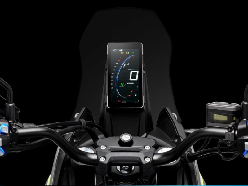 EVERYDAY TECHNOLOGY