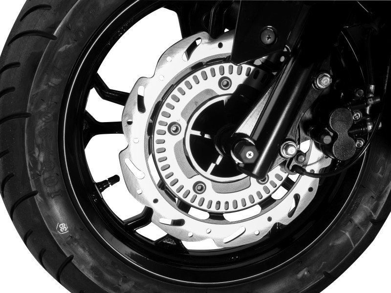 FRONT DISC BRAKES
