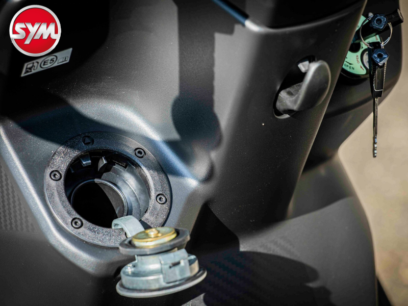 FUEL CAP