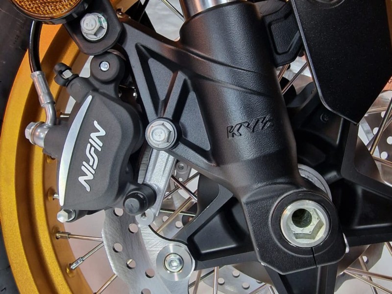 KYB SUSPENSION