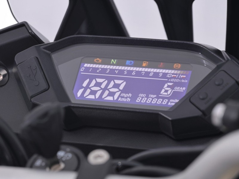 LCD SCREEN