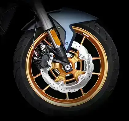 LIGHTWEIGHT CAST ALLOY WHEELS & PIRELLI TYRES