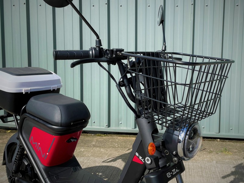 OPTIONAL FRONT BASKET