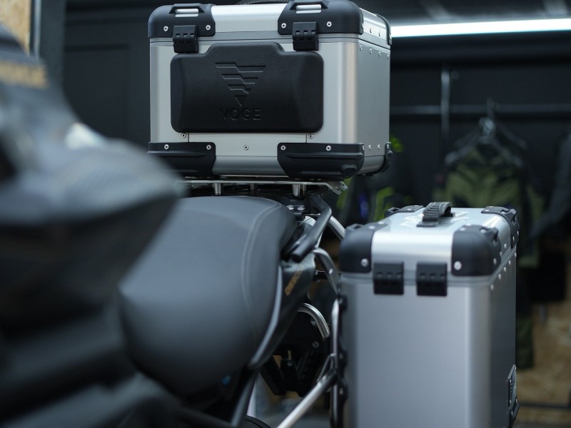 Optional Hard Luggage System