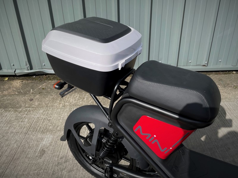 OPTIONAL TOP BOX