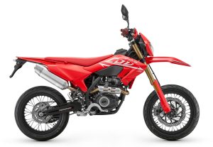 QJMotor COV 125 S RED