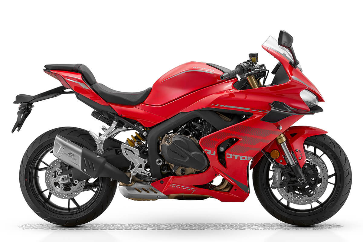 QJMotor SRK 800 RR
