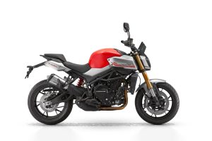 QJMotor SRK 900 RED