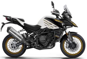 QJMotor SRT 900 S White/Black