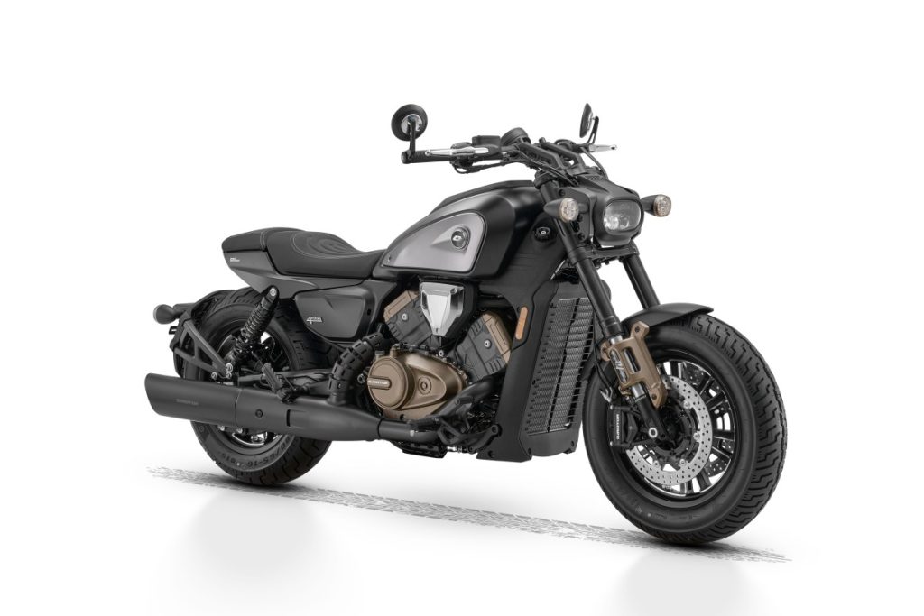 QJMotor SRV 600 V4