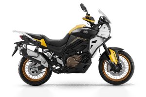QJMotor SVT 650 X BLACK/YELLOW