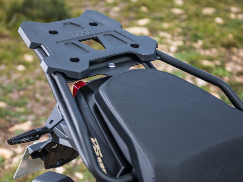 REAR RACK WITH BASE PLATE