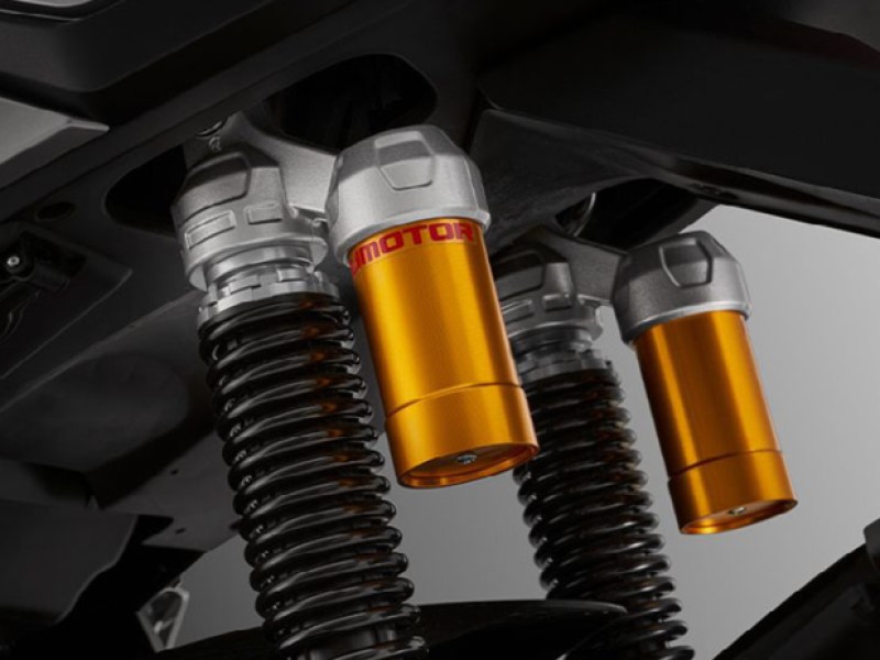 REAR SUSPENSION