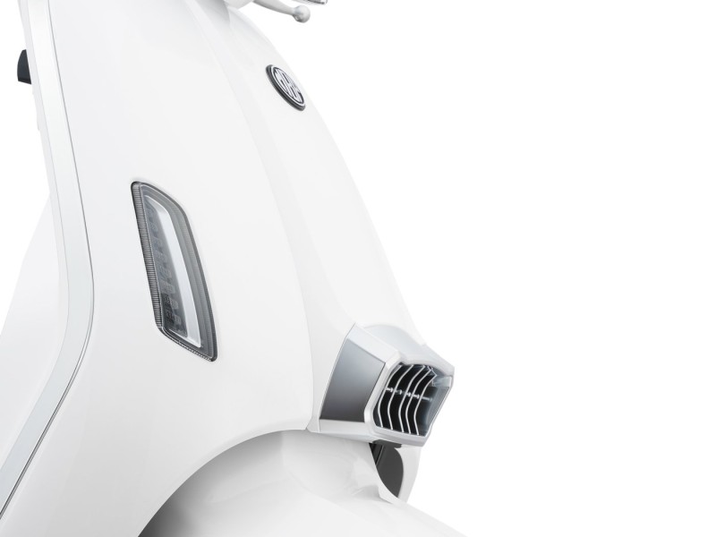 SPLIT DESIGN HEADLAMP