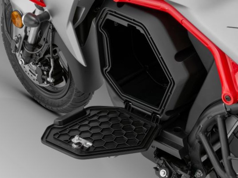 STORAGE COMPARTMENT